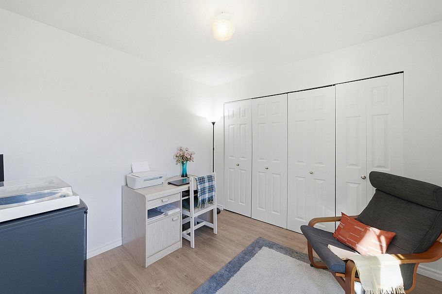 PH2 2736 Victoria Drive Vancouver, BC - 12