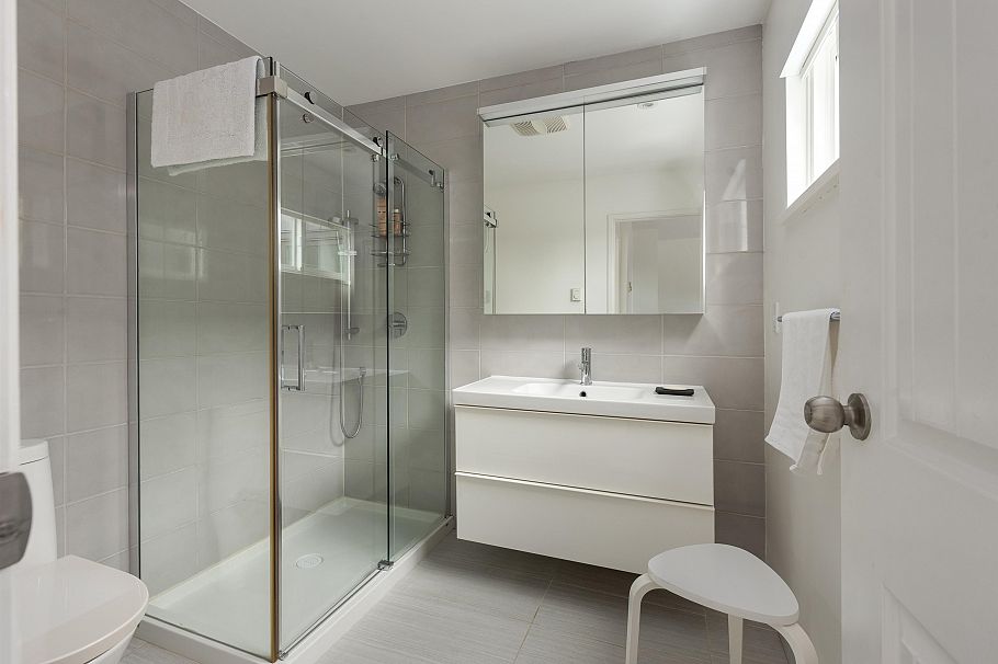 1915 Chesterfield Avenue North Vancouver, BC - 31