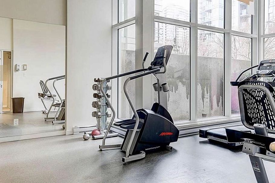 717 161 W Georgia Street Vancouver, BC - 17