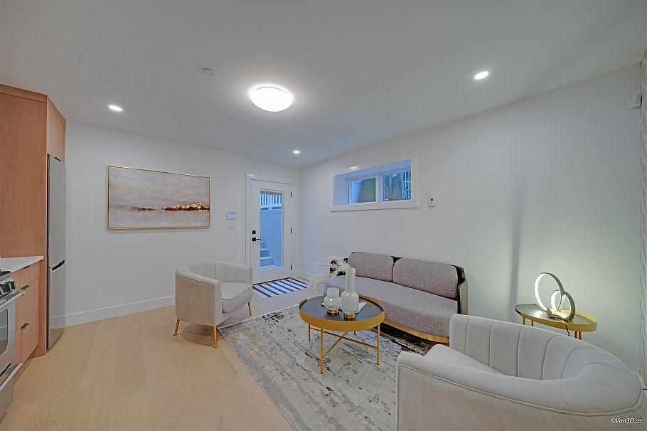 2658 Waterloo Street Vancouver, BC - 25