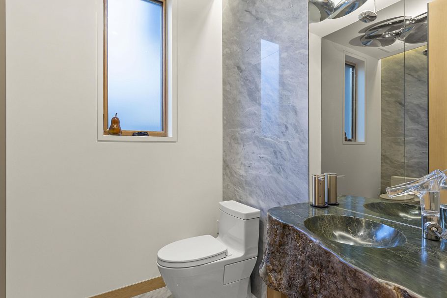 6021 Collingwood Place Vancouver, BC - 19