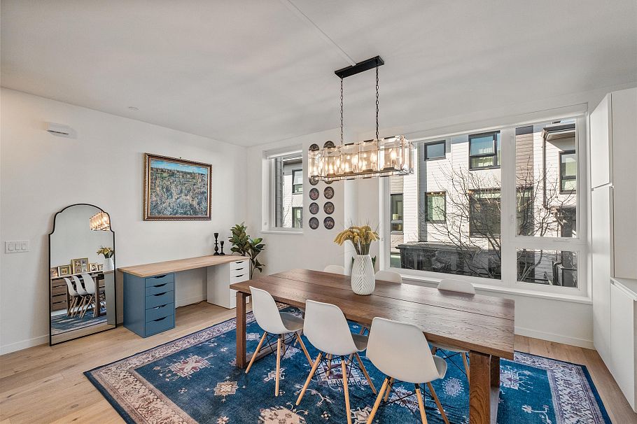 33 528 E 2nd Street North Vancouver, BC - 10