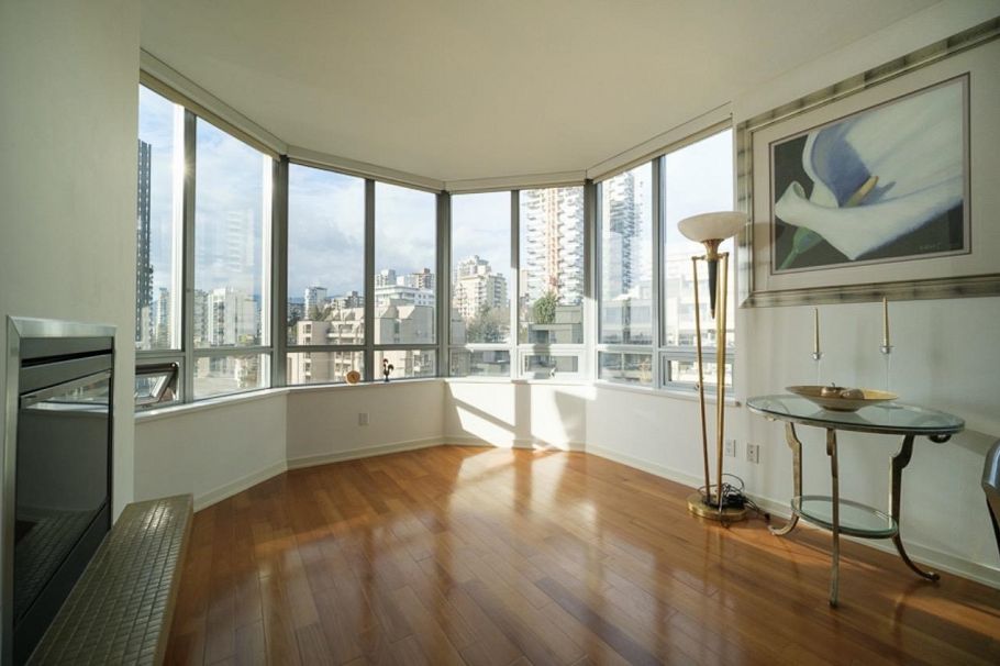 806 1005 Beach Avenue Vancouver, BC - 3