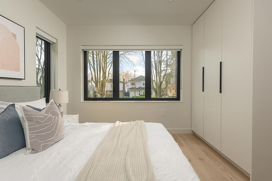 1 58 E 40th Avenue Vancouver, BC - 16