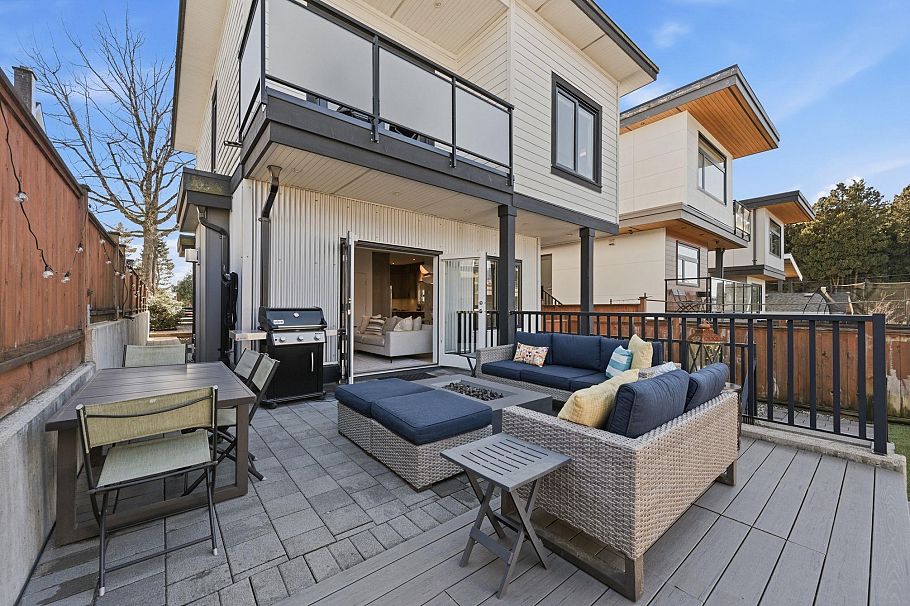 212 E 18th Street North Vancouver, BC - 33