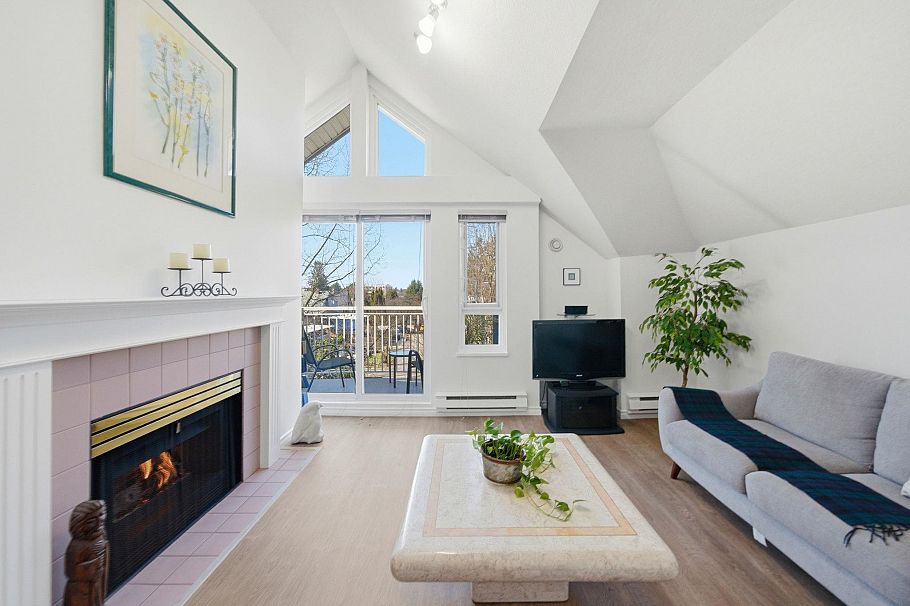 PH2 2736 Victoria Drive Vancouver, BC - 1