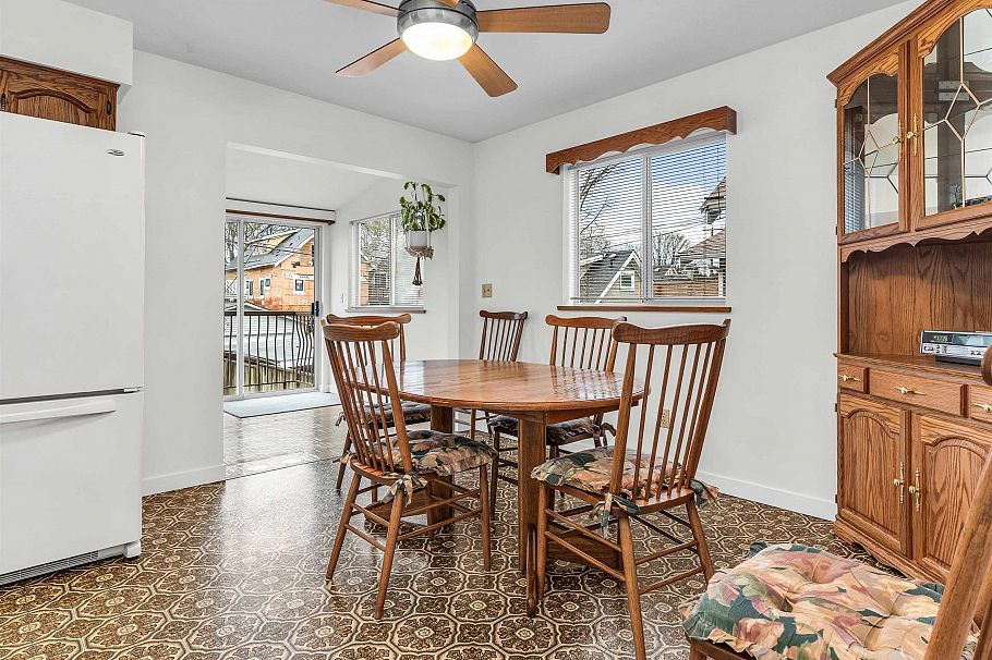 583 W 18th Avenue Vancouver, BC - 9