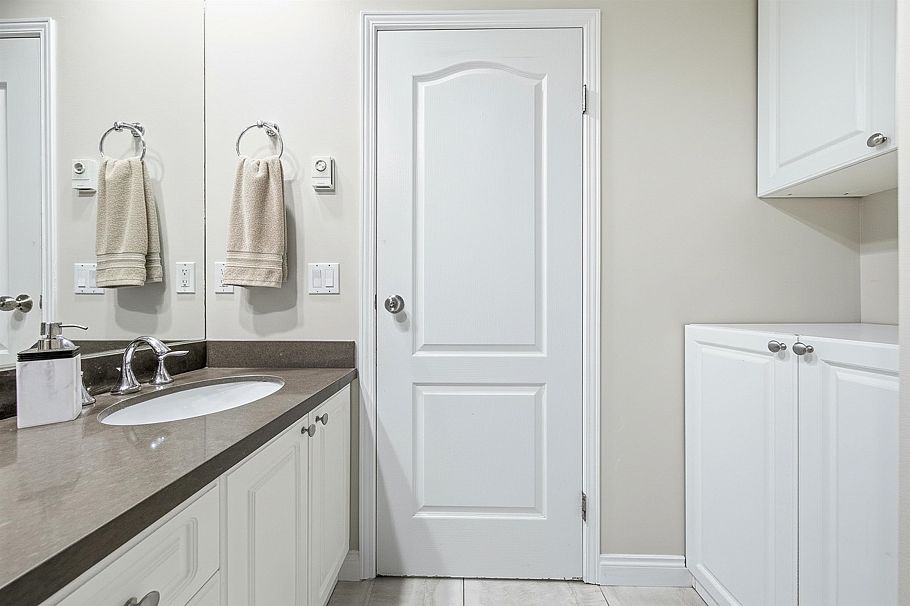 105 5735 Hampton Place Vancouver, BC - 13