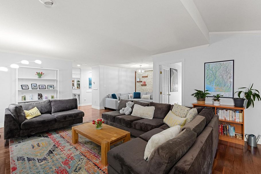 1188 Strathaven Drive North Vancouver, BC - 13