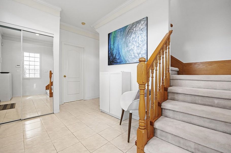 5799 St. Margarets Street Vancouver, BC - 2