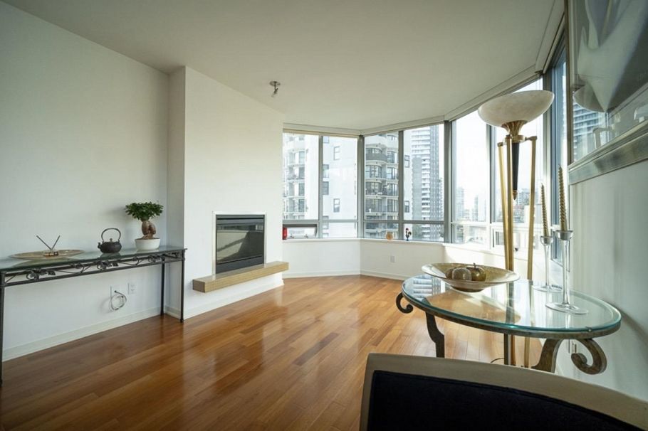 806 1005 Beach Avenue Vancouver, BC - 5