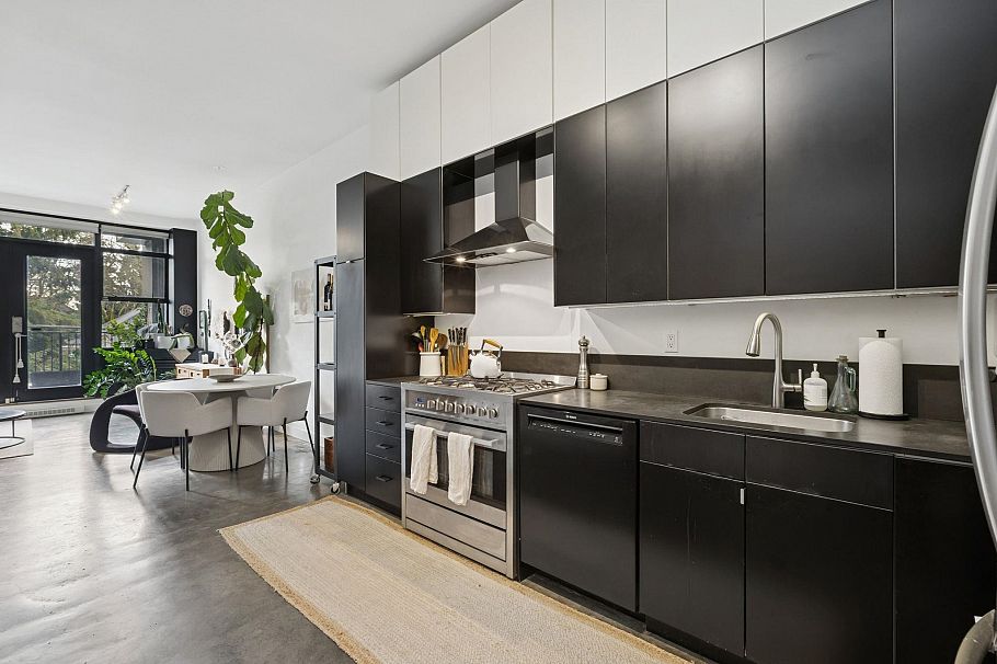 10 2156 W 12th Avenue Vancouver, BC - 14