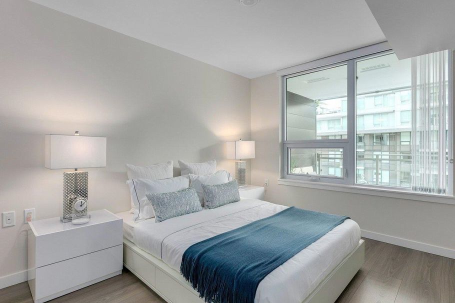 907 8699 Hazelbridge Way Richmond, BC - 3