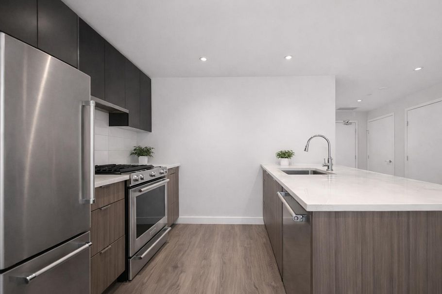 506 3430 E Kent Avenue South Vancouver, BC - 4