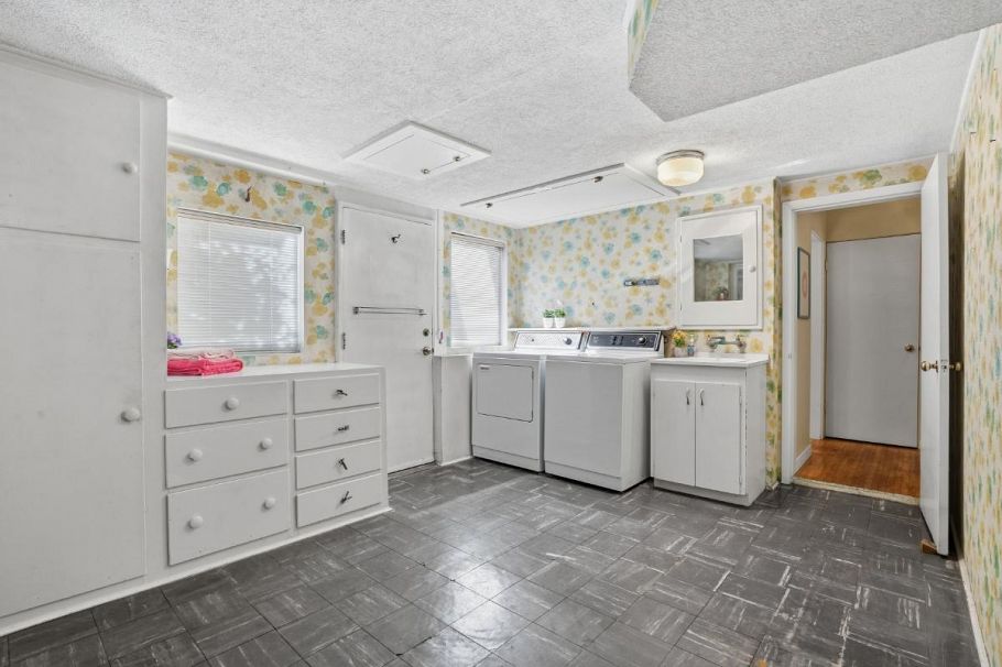 6034 Collingwood Place Vancouver, BC - 23