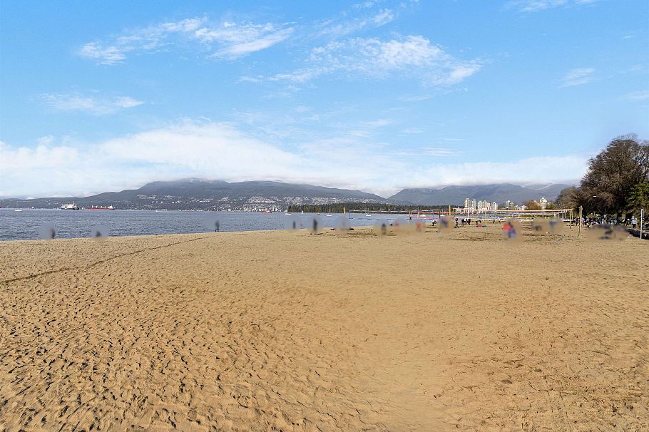 2566 W 2nd Avenue Vancouver, BC - 36