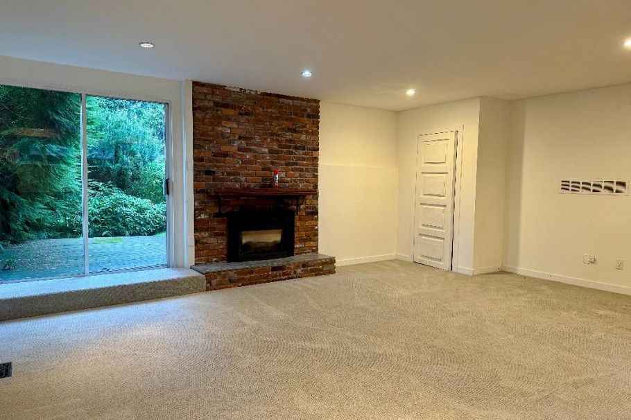 5257 Sonora Drive North Vancouver, BC - 6