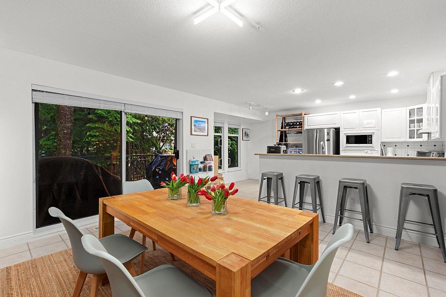 1188 Strathaven Drive North Vancouver, BC - 9