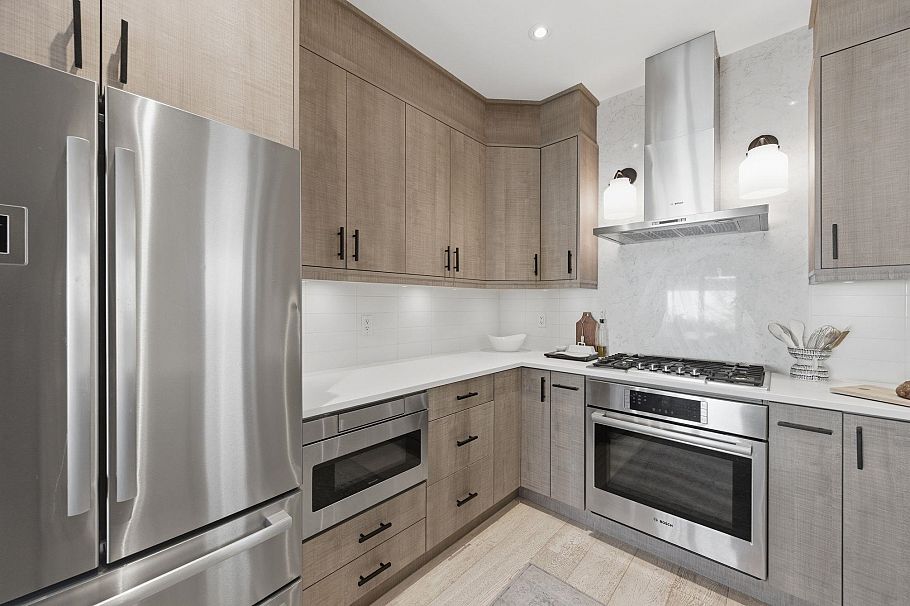 212 E 18th Street North Vancouver, BC - 13