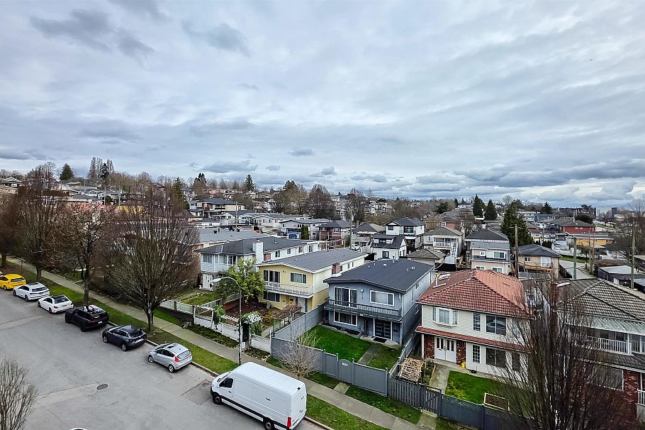 506 8121 Chester Street Vancouver, BC - 10