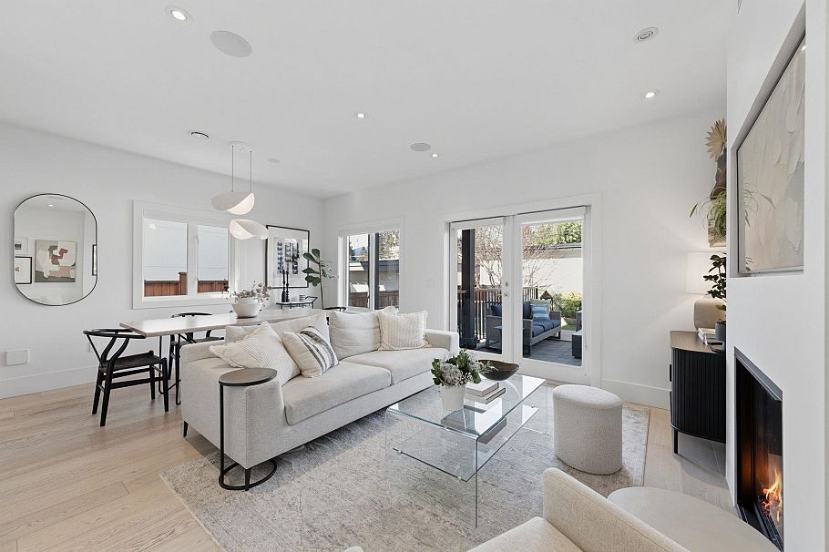 212 E 18th Street North Vancouver, BC - 8