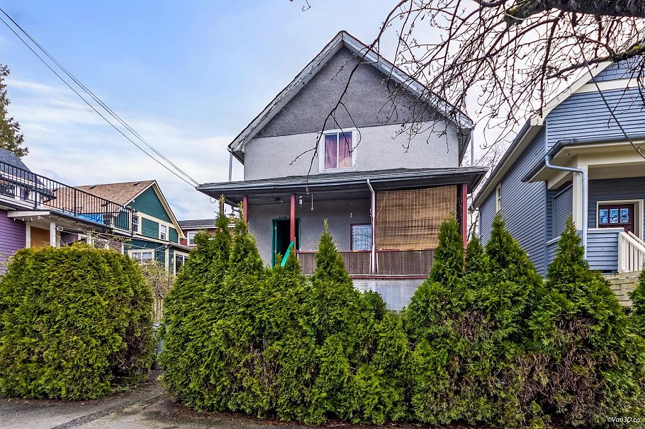 1018 Odlum Drive Vancouver, BC - 3