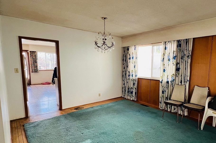 4695 Nanaimo Street Vancouver, BC - 10