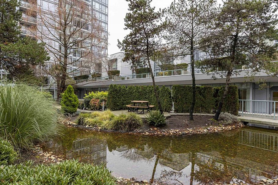 3805 1033 Marinaside Crescent Vancouver, BC - 25