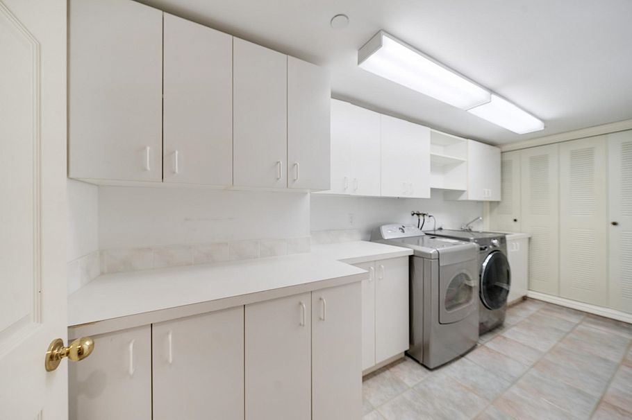 7088 Wiltshire Street Vancouver, BC - 40