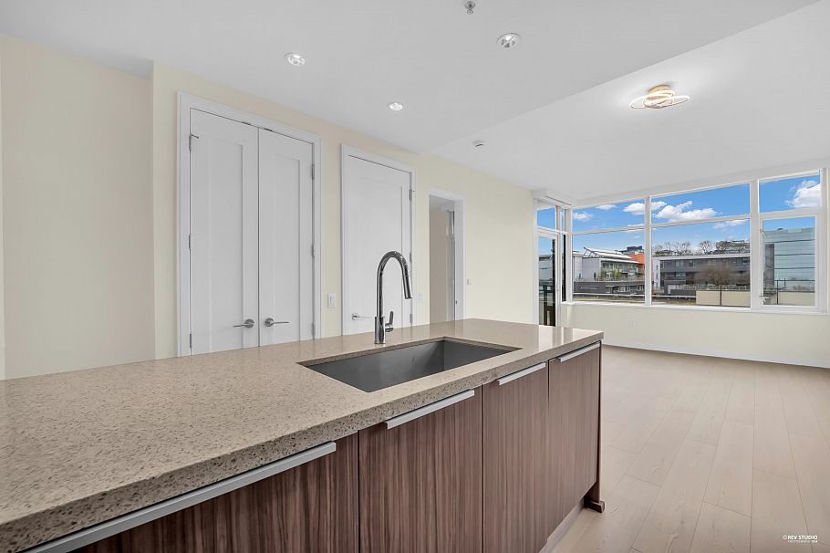 704 181 W 1st Avenue Vancouver, BC - 16