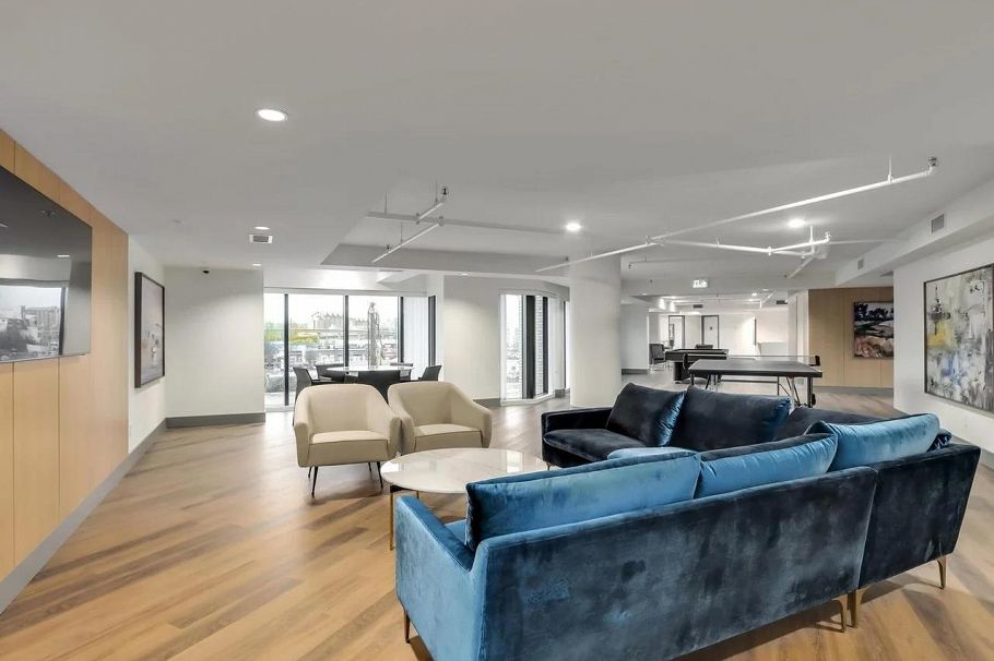 907 8699 Hazelbridge Way Richmond, BC - 25