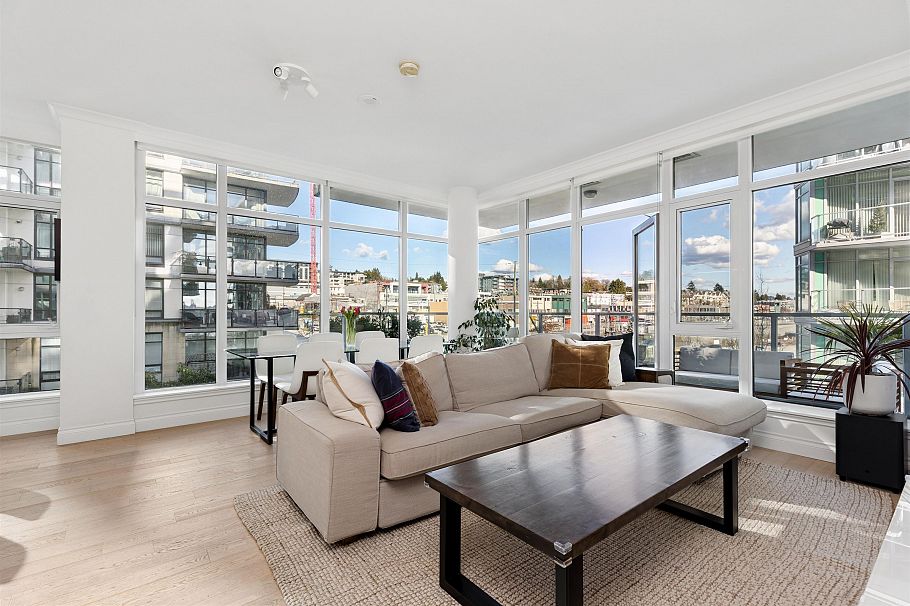 409 185 Victory Ship Way North Vancouver, BC - 10