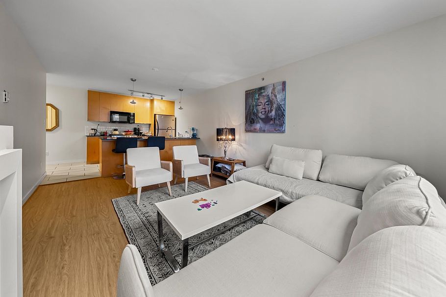 305 989 Beatty Street Vancouver, BC - 10