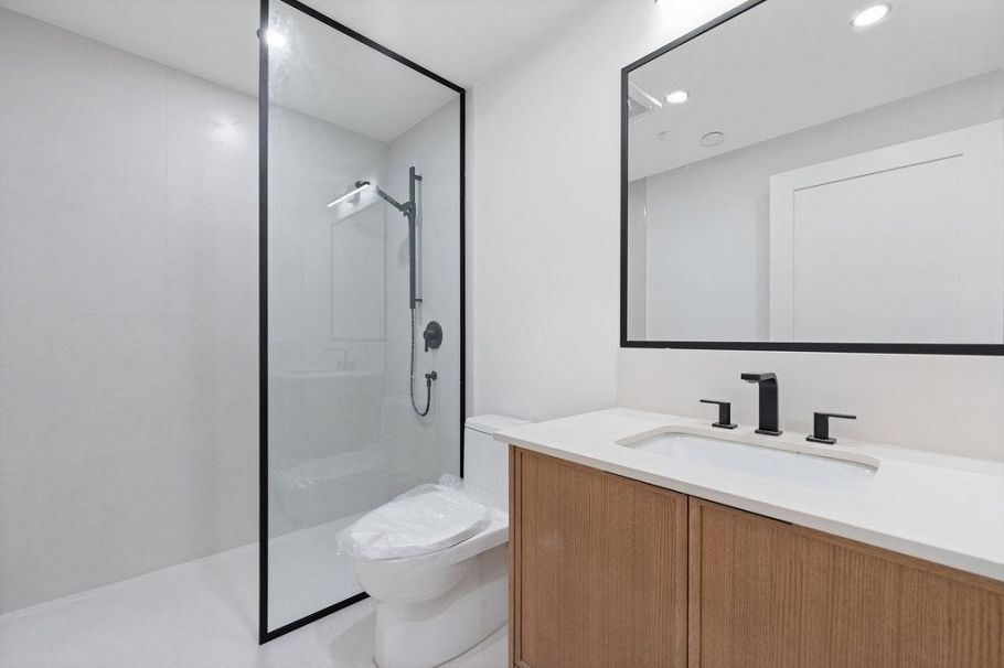 6851 Cypress Street Vancouver, BC - 4