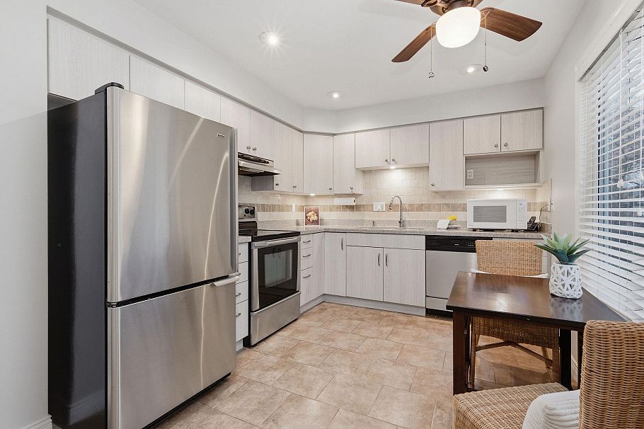 1558 Bowser Avenue North Vancouver, BC - 12