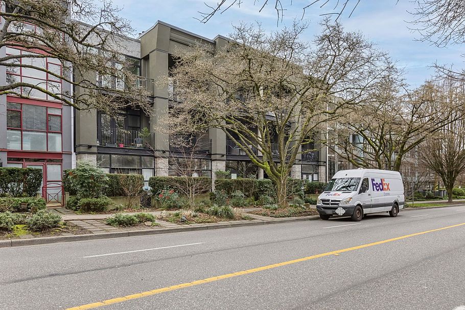 10 2156 W 12th Avenue Vancouver, BC - 29