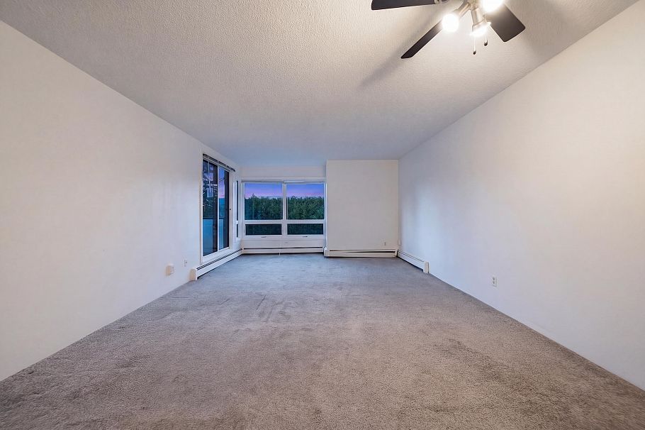 207 3663 W 16 Avenue Vancouver, BC - 4