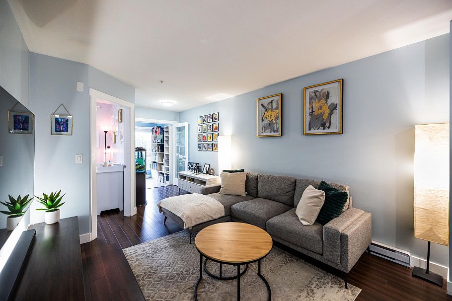 312 1239 Kingsway Street Vancouver, BC - 4