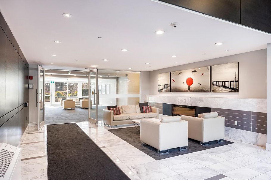 229 255 W 1st Street North Vancouver, BC - 21