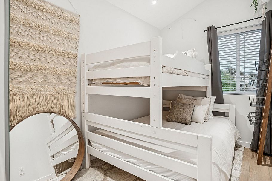 933 Mclean Drive Vancouver, BC - 13