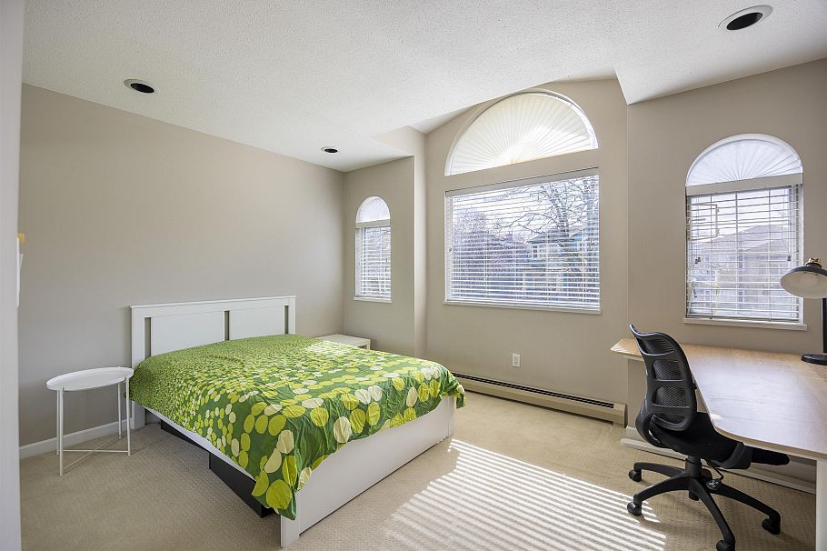 3259 E 46th Avenue Vancouver, BC - 22