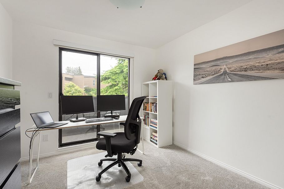 1915 Chesterfield Avenue North Vancouver, BC - 28