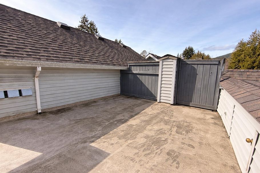 15 1015 Lynn Valley Road North Vancouver, BC - 12