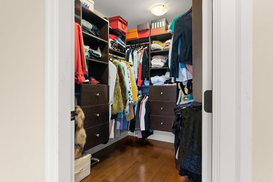 1041 W 58th Avenue Vancouver, BC - 18