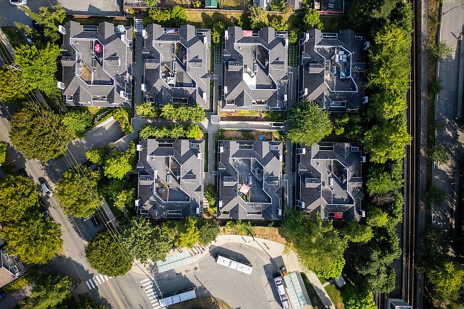 118 2960 E 29th Avenue Vancouver, BC - 27