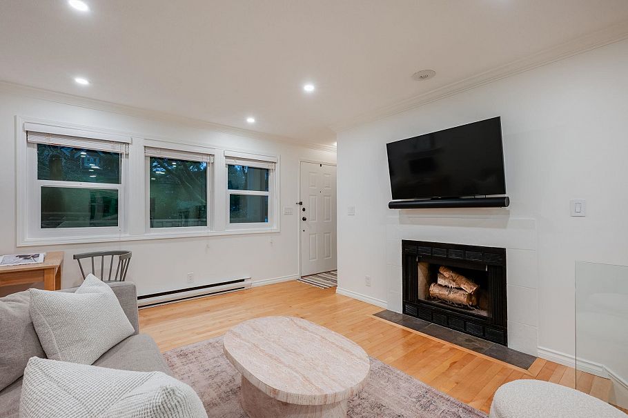 195 W 13th Avenue Vancouver, BC - 8