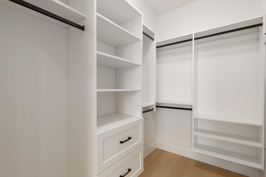 1 3506 E Pender Street Vancouver, BC - 23