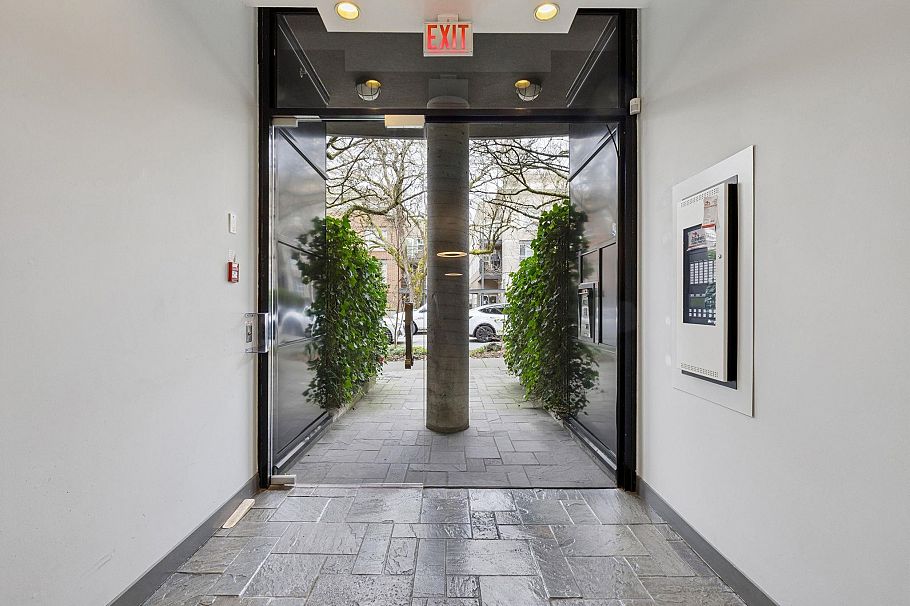 10 2156 W 12th Avenue Vancouver, BC - 27