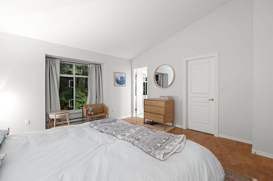 1188 Strathaven Drive North Vancouver, BC - 19