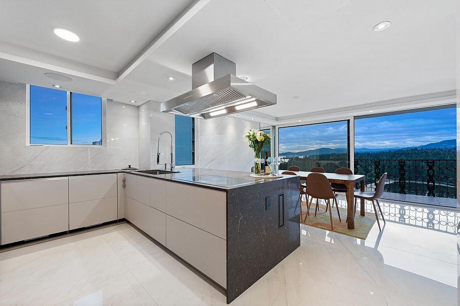 1501 845 Chilco Street Vancouver, BC - 3